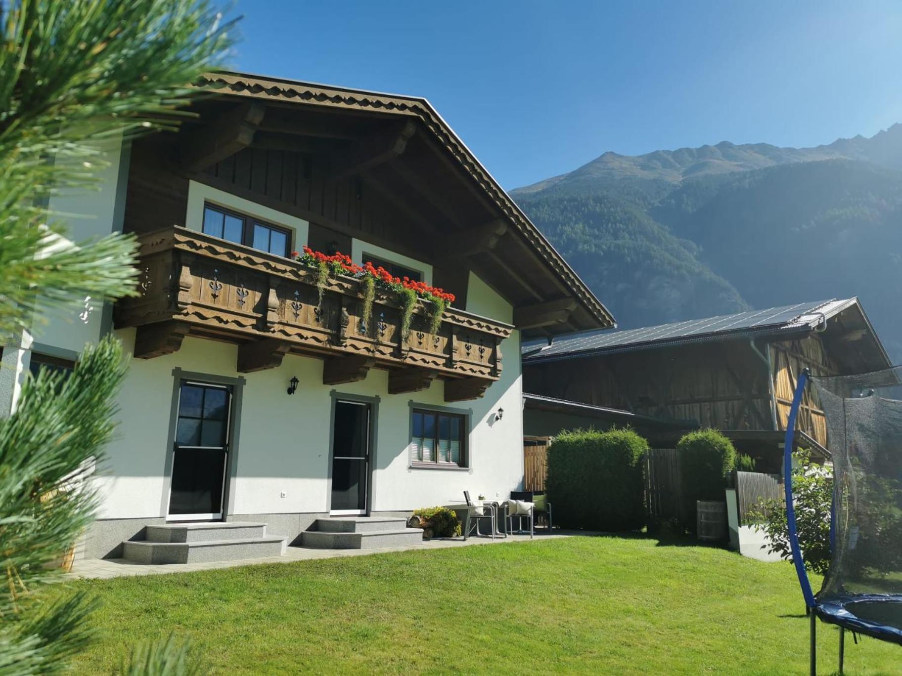 Landhaus Oetztalblick Längenfeld Exterior foto